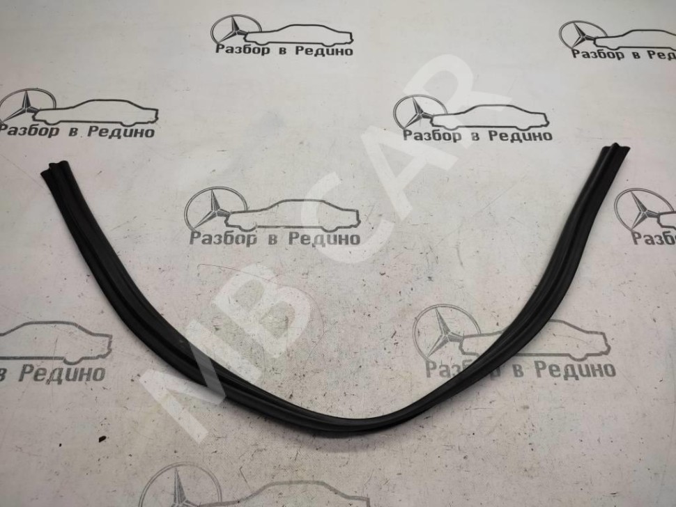 Уплотнитель моторного отсека MERCEDES-BENZ S-класс W221 (2005 - 2009) фото 1 — Разборка Мерседес