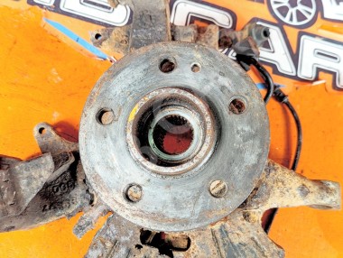 Кулак поворотный передний левый MERCEDES-BENZ M-класс W163 (1997 - 2001) &mdash; Разборка Мерседес