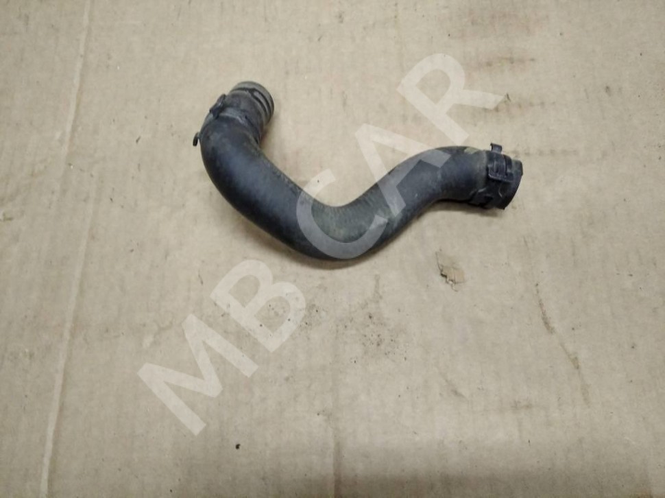 Патрубок ОЖ MERCEDES-BENZ S-класс W220 (1998 - 2005) фото 1 — Разборка Мерседес