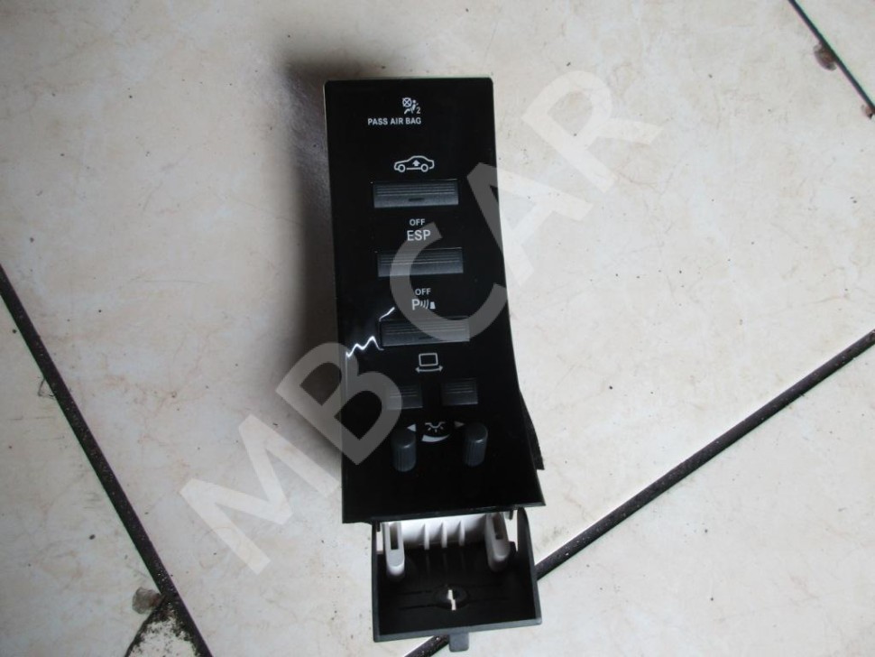 Блок кнопок MERCEDES-BENZ S-класс W221 (2005 - 2009) фото 1 — Разборка Мерседес