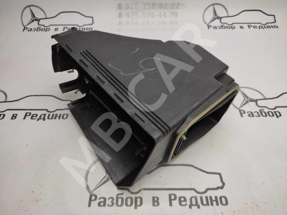 Корпус блока предохранителей MERCEDES-BENZ S-класс W220 рестайлинг (2002 - 2005) фото 1 &mdash; Разборка Мерседес