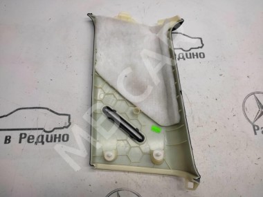 Накладка задней стойки MERCEDES-BENZ GLS-класс X166 (2015 - 2019) — Разборка Мерседес