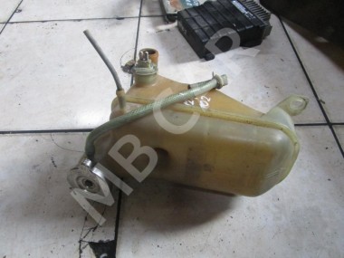 Бачок расширительный MERCEDES-BENZ E-класс W124/S124/C124/A124 (1984 - 1997) — Разборка Мерседес