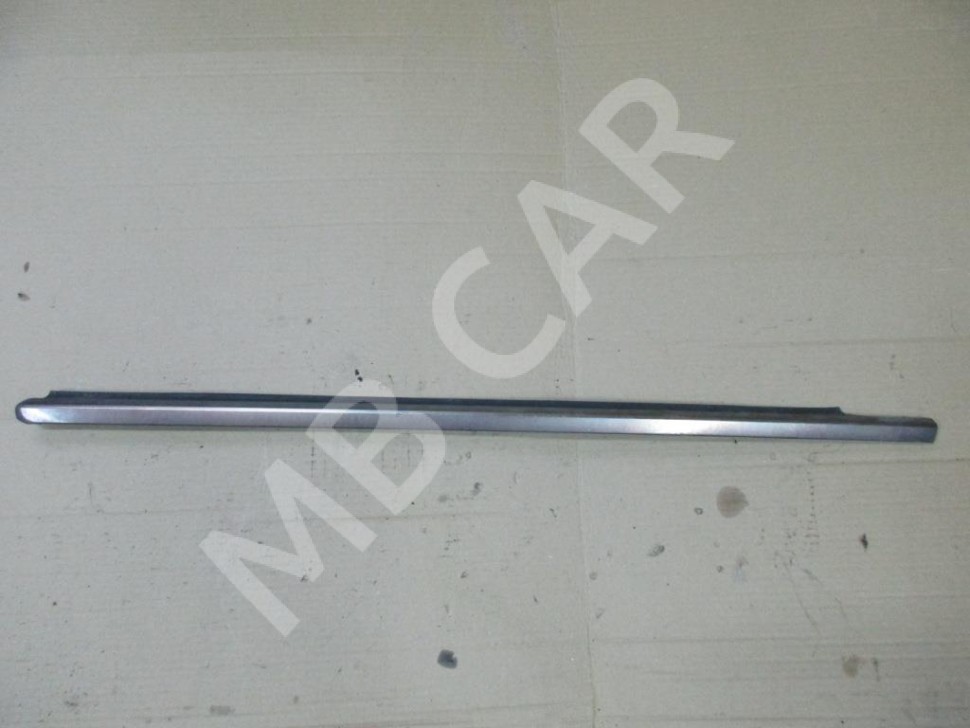Молдинг стекла двери MERCEDES-BENZ E-класс W211/S211 (2002 - 2006) фото 1 — Разборка Мерседес