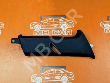 Накладка задней стойки MERCEDES-BENZ R-класс W251 (2005 - 2007) — Разборка Мерседес