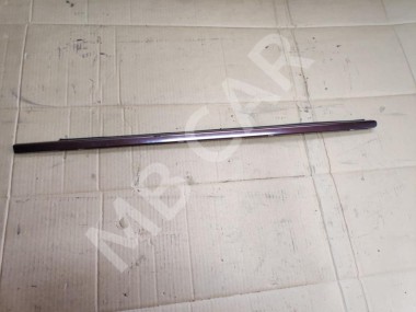 Молдинг стекла двери MERCEDES-BENZ E-класс W211/S211 (2002 - 2006) — Разборка Мерседес