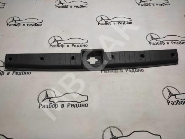 Накладка замка багажника MERCEDES-BENZ M-класс W163 рестайлинг (2001 - 2005) — Разборка Мерседес