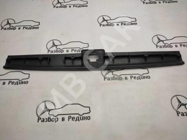 Накладка замка багажника MERCEDES-BENZ M-класс W163 рестайлинг (2001 - 2005) — Разборка Мерседес