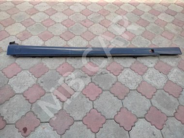 Порог пластиковый левый MERCEDES-BENZ S-класс W220 (1998 - 2005) — Разборка Мерседес