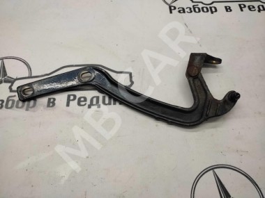 Петля крышки багажника MERCEDES-BENZ E-класс W210/S210 (1995 - 1999) — Разборка Мерседес