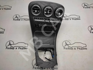 Накладка консоли (борода) MERCEDES-BENZ GLC-класс Coupe C253 (2016 - 2019) — Разборка Мерседес