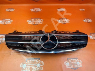Решетка радиатора MERCEDES-BENZ R-класс W251 (2005 - 2007) — Разборка Мерседес