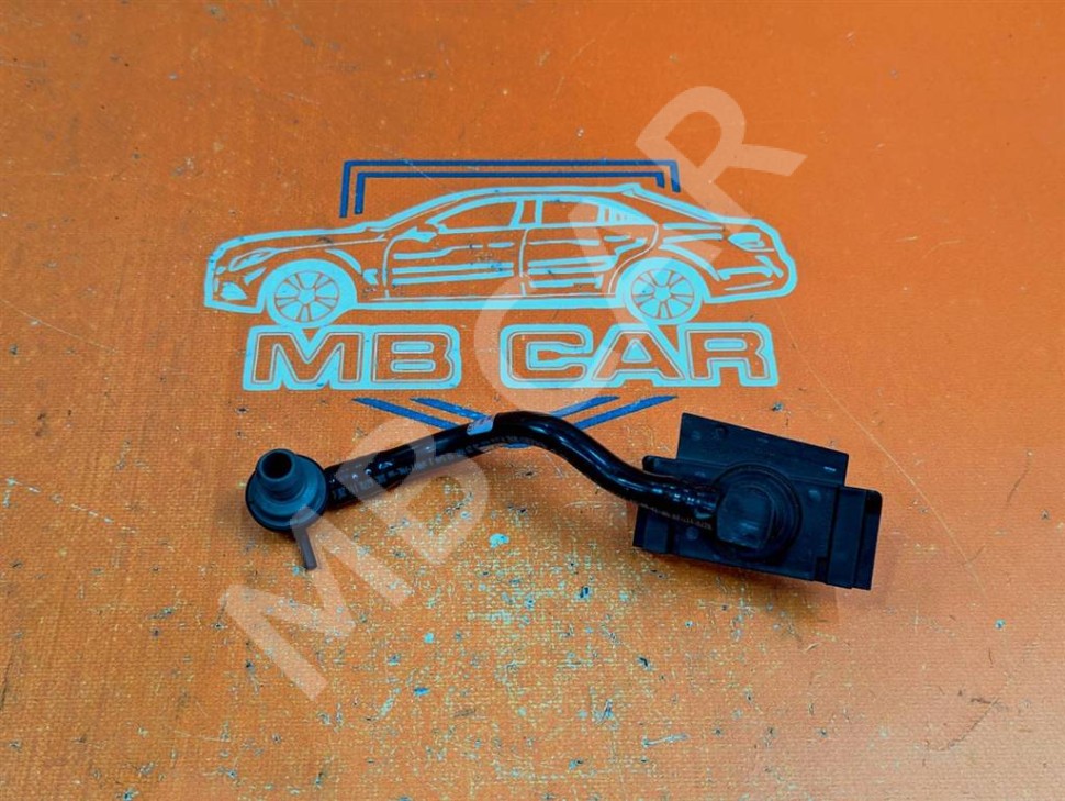 Трубка вакуумная MERCEDES-BENZ CLS-класс C218/X218 рестайлинг (2014 - 2017) фото 1 — Разборка Мерседес