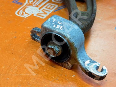 Рычаг передний нижний левый MERCEDES-BENZ R-класс W251 (2005 - 2007) — Разборка Мерседес