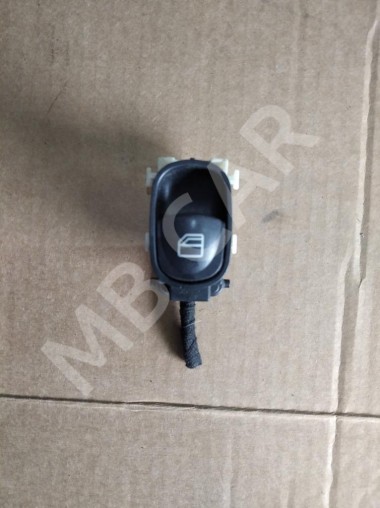 Кнопка стеклоподъемников MERCEDES-BENZ C-класс W203/S203/CL203 (2000 - 2004) — Разборка Мерседес