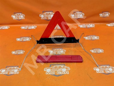 Знак аварийной остановки MERCEDES-BENZ Sprinter W901-905 (1995 - 2006) — Разборка Мерседес