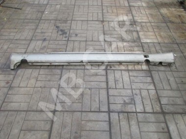 Порог пластиковый правый MERCEDES-BENZ W124 W124/S124/C124/A124 (1984 - 1993) — Разборка Мерседес