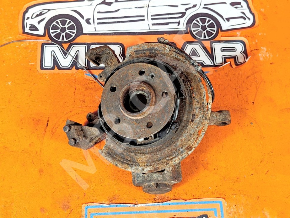 Кулак подвески задний левый MERCEDES-BENZ M-класс W163 (1997 - 2001) фото 1 &mdash; Разборка Мерседес