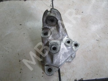 Лапа левая MERCEDES-BENZ W124 W124/S124/C124/A124 (1984 - 1993) — Разборка Мерседес