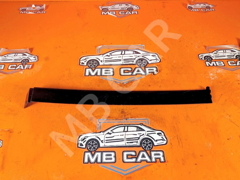 Крышка шины сдвижной двери MERCEDES-BENZ V-класс W639 (2003 - 2014) фото 1 &mdash; Разборка Мерседес