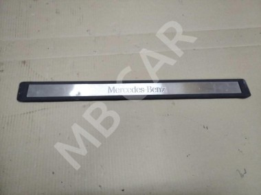 Накладка порога внутренняя MERCEDES-BENZ E-класс W211/S211 (2002 - 2006) — Разборка Мерседес