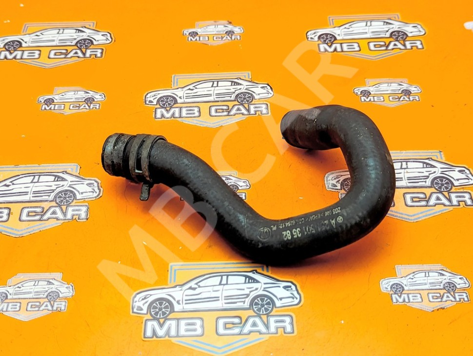 Патрубок ОЖ MERCEDES-BENZ R-класс W251 рестайлинг 2 (2010 - 2017) фото 1 — Разборка Мерседес