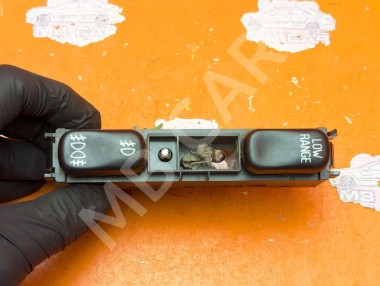 Кнопка блокировки мостов MERCEDES-BENZ M-класс W163 (1997 - 2001) &mdash; Разборка Мерседес