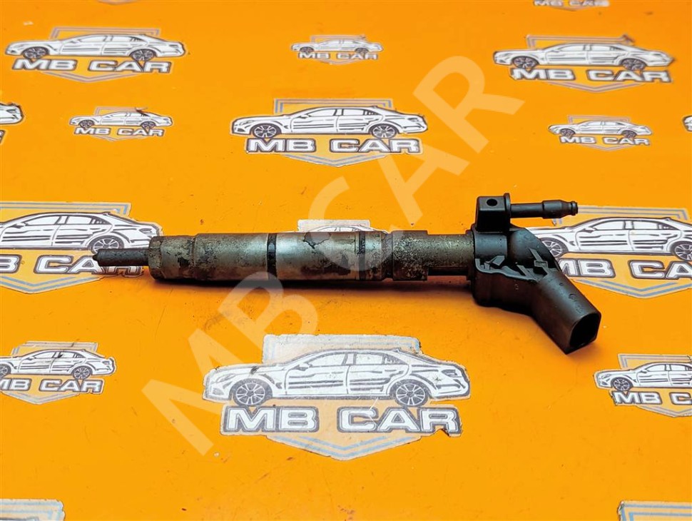 Форсунка ДИЗЕЛЬ MERCEDES-BENZ S-класс W221 (2005 - 2009) фото 1 &mdash; Разборка Мерседес