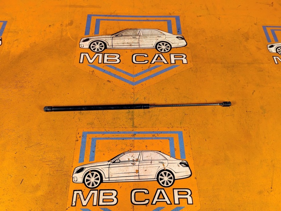 Амортизатор крышки багажника MERCEDES-BENZ M-класс W163 рестайлинг (2001 - 2005) фото 1 &mdash; Разборка Мерседес
