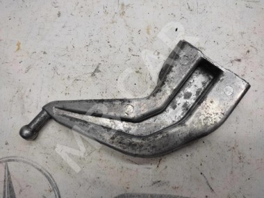 Кронштейн MERCEDES-BENZ C-класс W204/S204 (2006 - 2011) — Разборка Мерседес