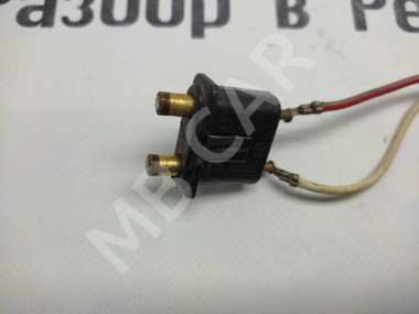 Концевик двери MERCEDES-BENZ Vito W638 (1996 - 2003) — Разборка Мерседес