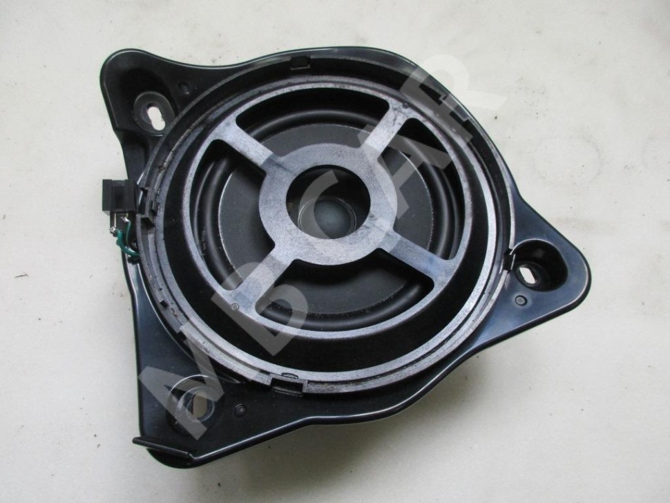 Сабвуфер MERCEDES-BENZ C-класс W205/S205/C205/A205 (2014 - 2018) фото 1 — Разборка Мерседес
