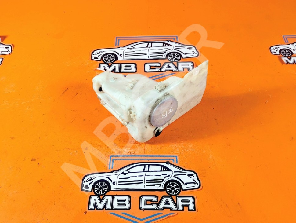 Бачок омывателя MERCEDES-BENZ C-класс W202/S202 (1993 - 1997) фото 1 &mdash; Разборка Мерседес