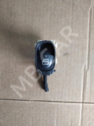 Кнопка стеклоподъемников MERCEDES-BENZ C-класс W203/S203/CL203 (2000 - 2004) — Разборка Мерседес