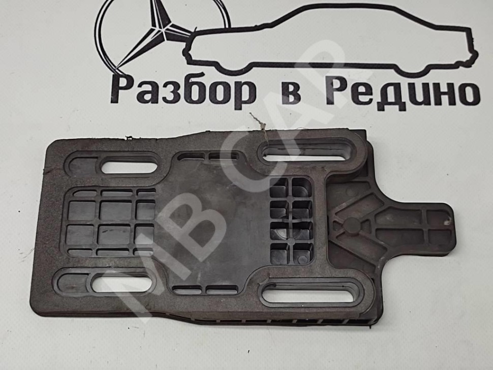 Кронштейн усилителя заднего бампера MERCEDES-BENZ S-класс W220 рестайлинг (2002 - 2005) фото 1 — Разборка Мерседес