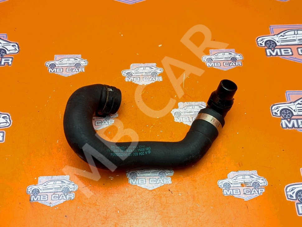 Патрубок ОЖ MERCEDES-BENZ C-класс W204/S204 (2006 - 2011) фото 1 — Разборка Мерседес