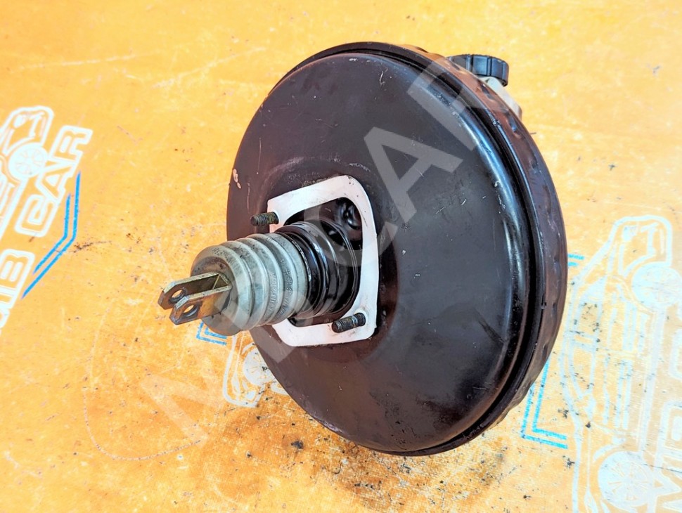 Вакуумный усилитель тормозов MERCEDES-BENZ E-класс W124/S124/C124/A124 (1984 - 1997) фото 1 — Разборка Мерседес