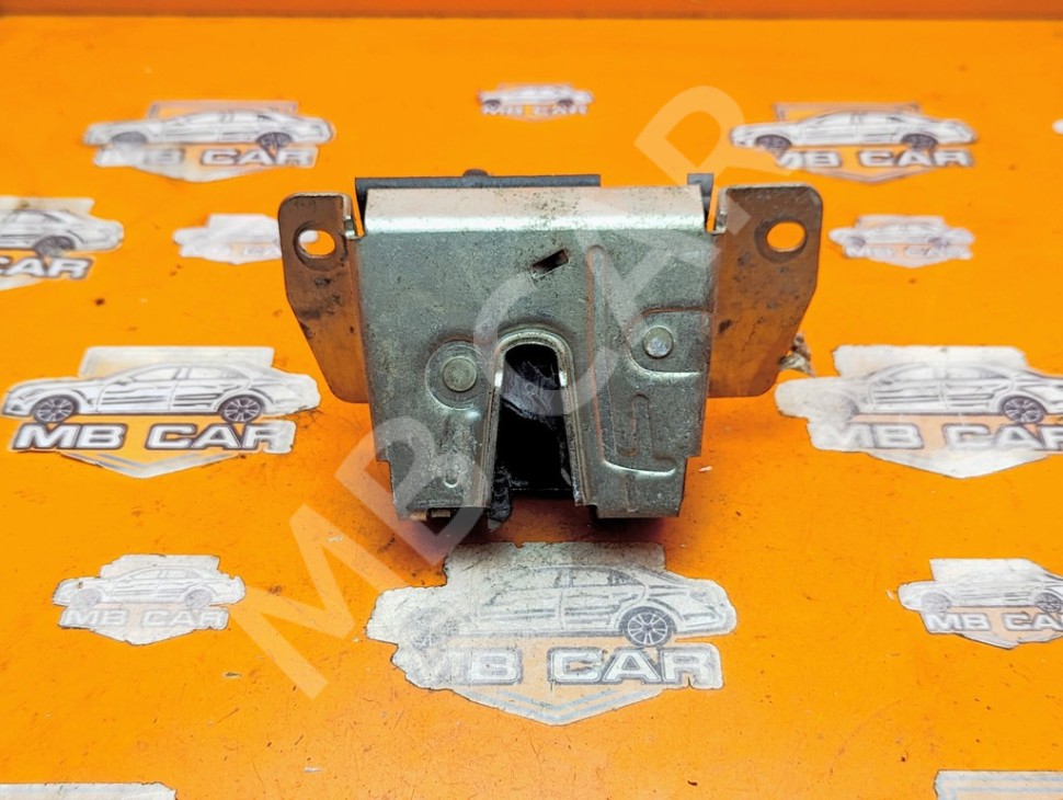 Замок багажника MERCEDES-BENZ M-класс W163 (1997 - 2001) фото 1 &mdash; Разборка Мерседес