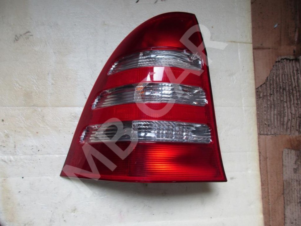 Фонарь задний левый MERCEDES-BENZ C-класс W203/S203/CL203 рестайлинг (2004 - 2008) фото 1 — Разборка Мерседес