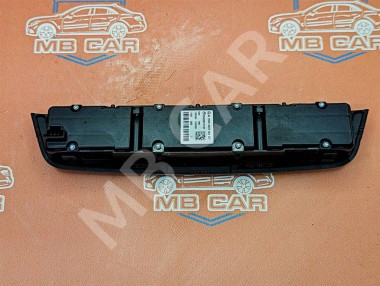 Блок кнопок MERCEDES-BENZ C-класс W204/S204/С204 рестайлинг (2011 - 2015) — Разборка Мерседес