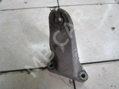 Лапа правая MERCEDES-BENZ W124 W124/S124/C124/A124 (1984 - 1993) — Разборка Мерседес