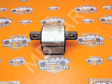 Опора КПП MERCEDES-BENZ C-класс W204/S204/С204 рестайлинг (2011 - 2015) — Разборка Мерседес