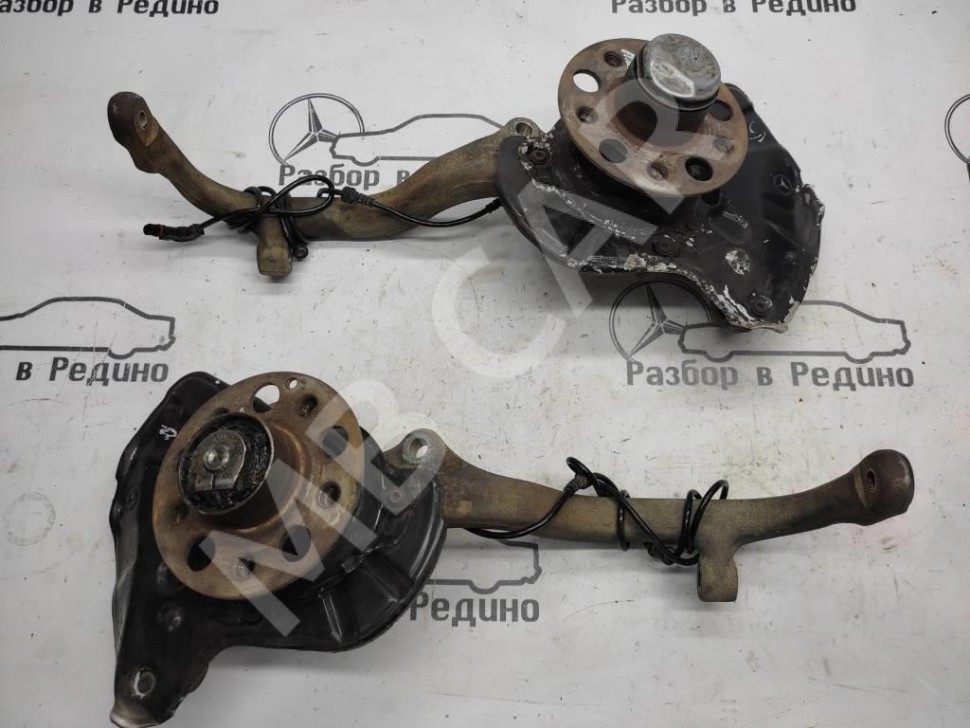 Кулак поворотный передний правый MERCEDES-BENZ S-класс W221 (2005 - 2009) фото 1 &mdash; Разборка Мерседес