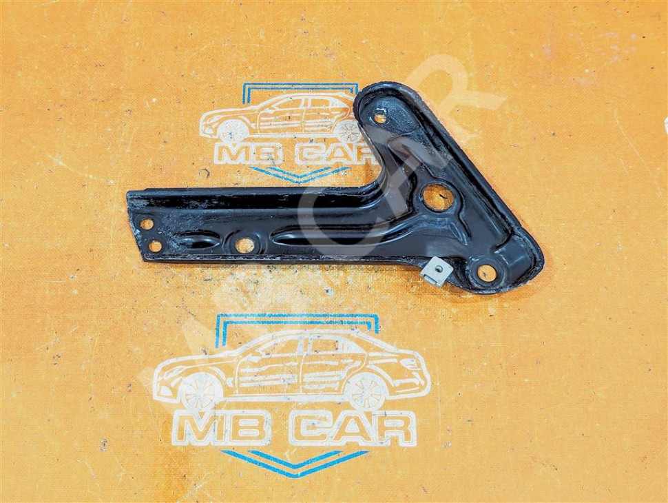 Кронштейн MERCEDES-BENZ GLE-класс Coupe C292 (2015 - 2019) фото 1 — Разборка Мерседес