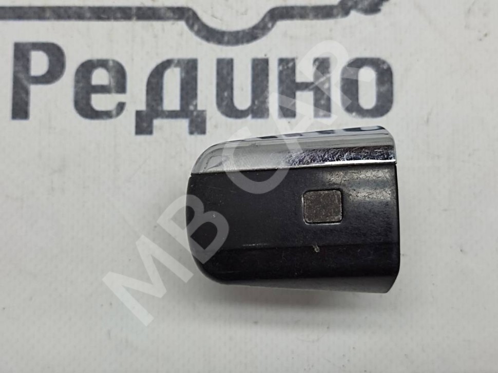 Крышка ручки двери MERCEDES-BENZ E-класс W210/S210 (1995 - 1999) фото 1 — Разборка Мерседес