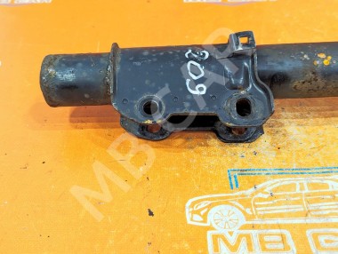 Стойка передняя MERCEDES-BENZ Sprinter W906 (2006 - 2019) — Разборка Мерседес