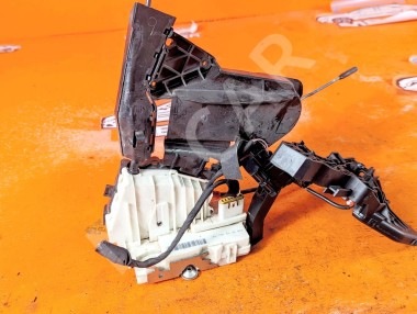 Замок двери задней левой MERCEDES-BENZ M-класс W164 рестайлинг (2008 - 2011) &mdash; Разборка Мерседес