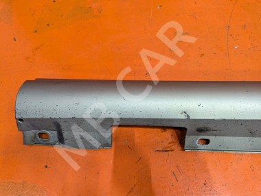 Порог пластиковый левый MERCEDES-BENZ C-класс W204/S204 (2006 - 2011) — Разборка Мерседес