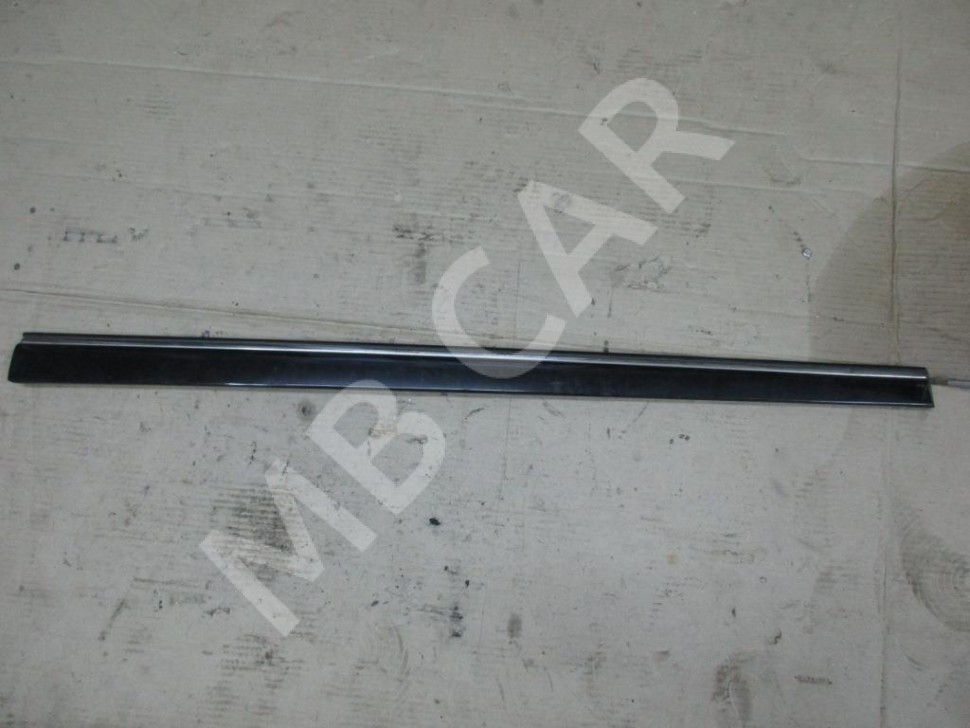 Молдинг двери MERCEDES-BENZ C-класс W203/S203/CL203 рестайлинг (2004 - 2008) фото 1 — Разборка Мерседес