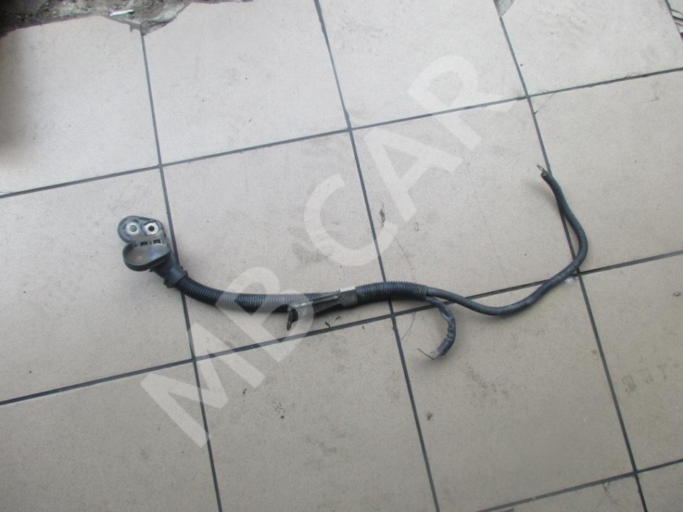 Провод плюсовой MERCEDES-BENZ S-класс W220 (1998 - 2005) фото 1 — Разборка Мерседес